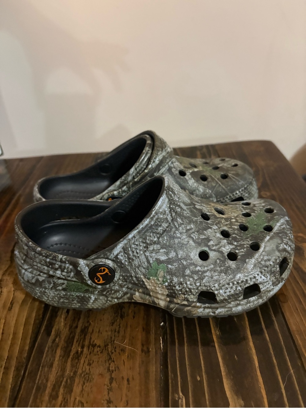 CROCS Kids Camo Sandals in Gray and Green